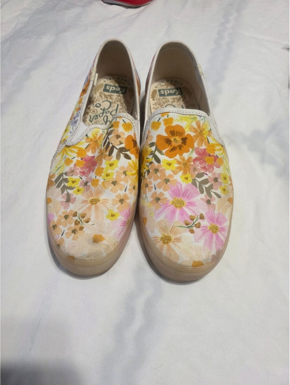 Flower slip on sneakers 9.5 wide